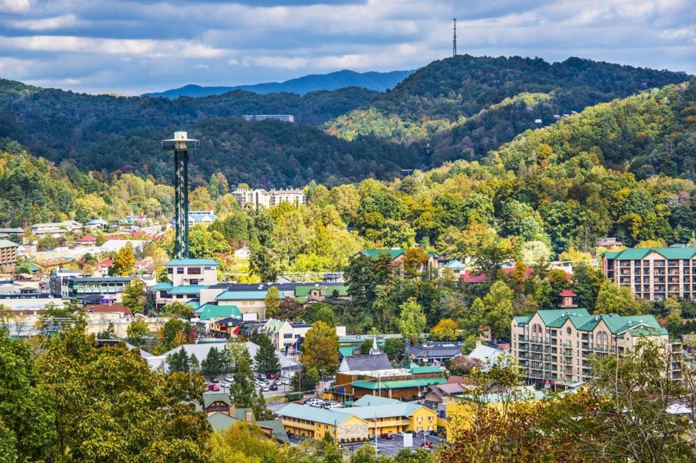 Great Expectations, 3 Bedrooms, Fireplace, Pool Table, Hot Tub, Sleeps 10 Gatlinburg Eksteriør bilde